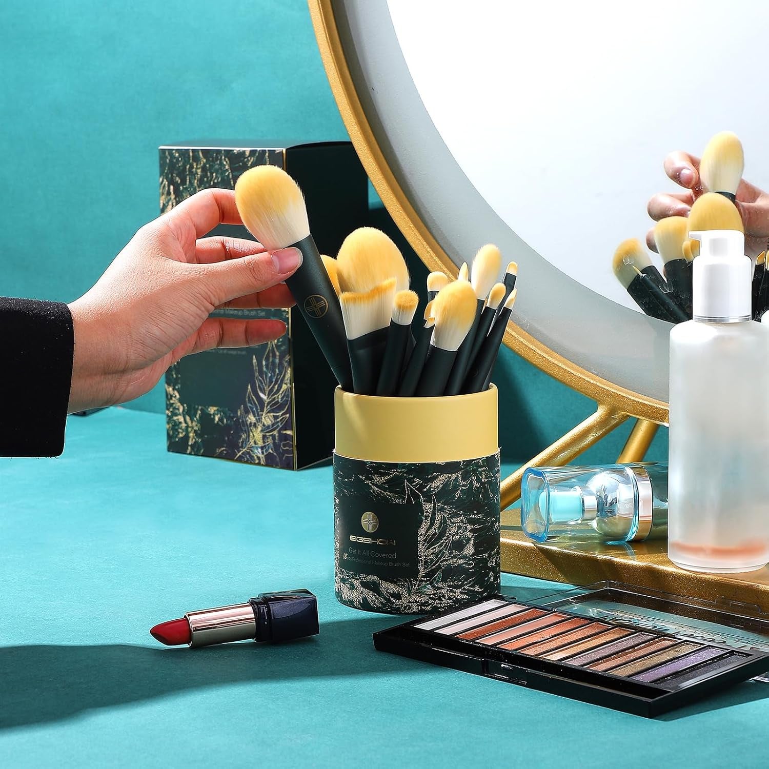 EIGSHOW Makeup Brushes 18Pcs Professional Makeup Brush Travel Set with Eco Cylinder 2Cups Holder, Premium Synthetic Foundation Powder Concealer Blush Blending Eye Lip Brush Kit - Cruelty Free